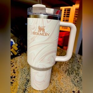 Stanley 40oz Rose Quartz Swirl - Great Condition!